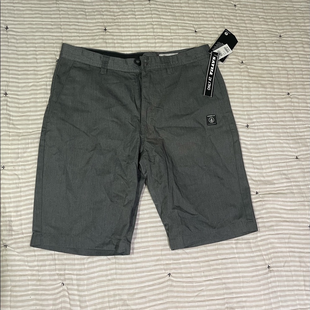 Brand new Volcom shorts